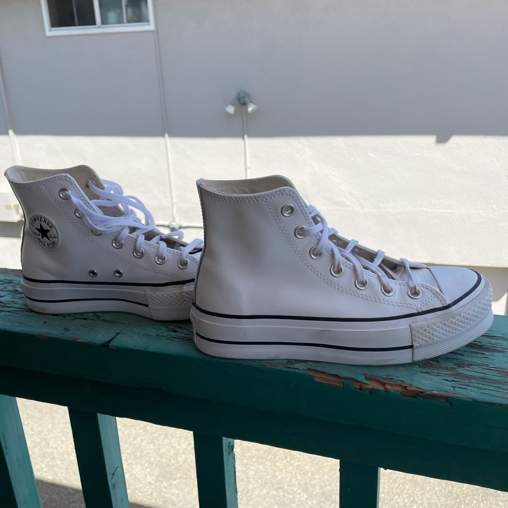 Clean Leather Platform Chuck Taylor All Star
